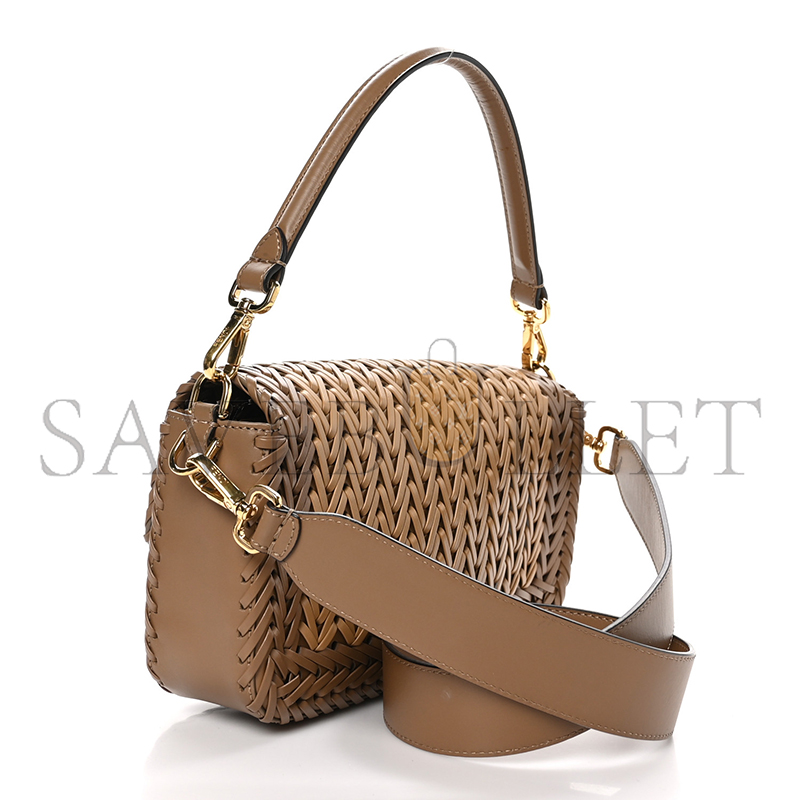 F**di nappa ff woven baguette brown (27*15*6.5cm)